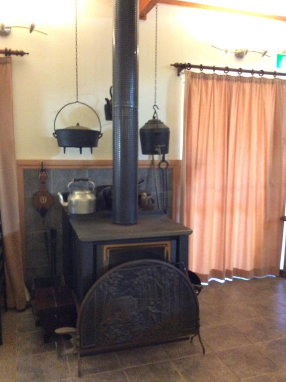 Enderslie House Bed & Breakfast Muchea Экстерьер фото